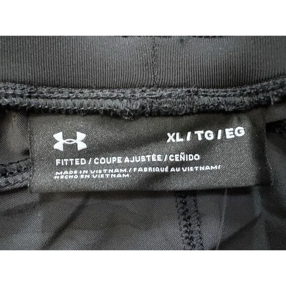 Under Armour Unstoppable Fitted Cargo Pants Black Camo Men’s Sz XL 1352026 008